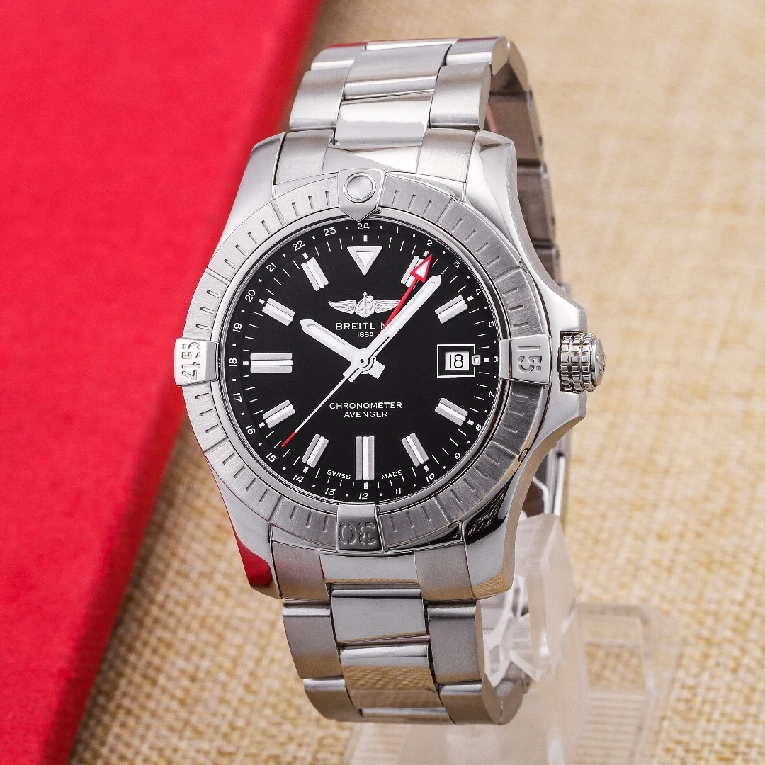 95新 BREITLING/百年灵 自动机械男表复仇者系列A32397101B1A1