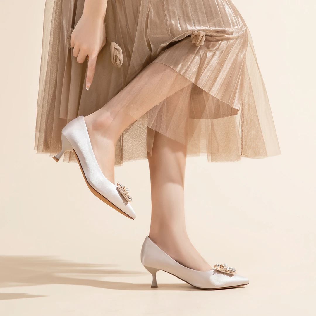 ZHR则则两穿细跟单鞋2025秋季新款真丝布龙凤扣件高跟鞋