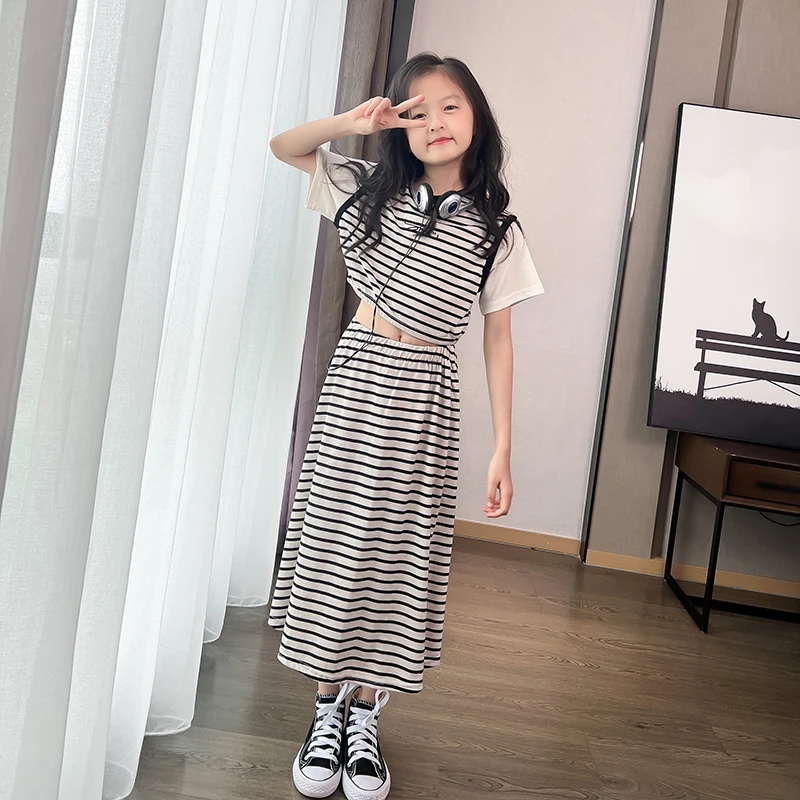 【上新价】2023夏款女童百搭条纹两件套套装 潮
