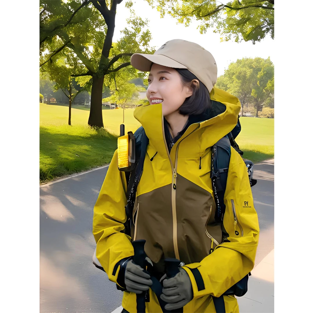 芙沿拼接黄色冲锋衣款外套女2025新款春秋季户外三合一加绒登山服