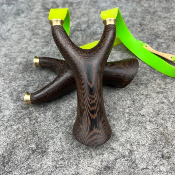 鸡翅木块压燕尾微瑕刀锋实木弹弓