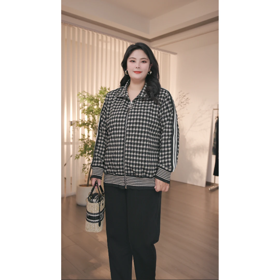 2024大码女装时尚简约显瘦遮肉上衣