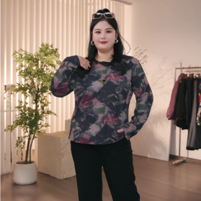 2024大码女装高端显气质遮肉显白上衣