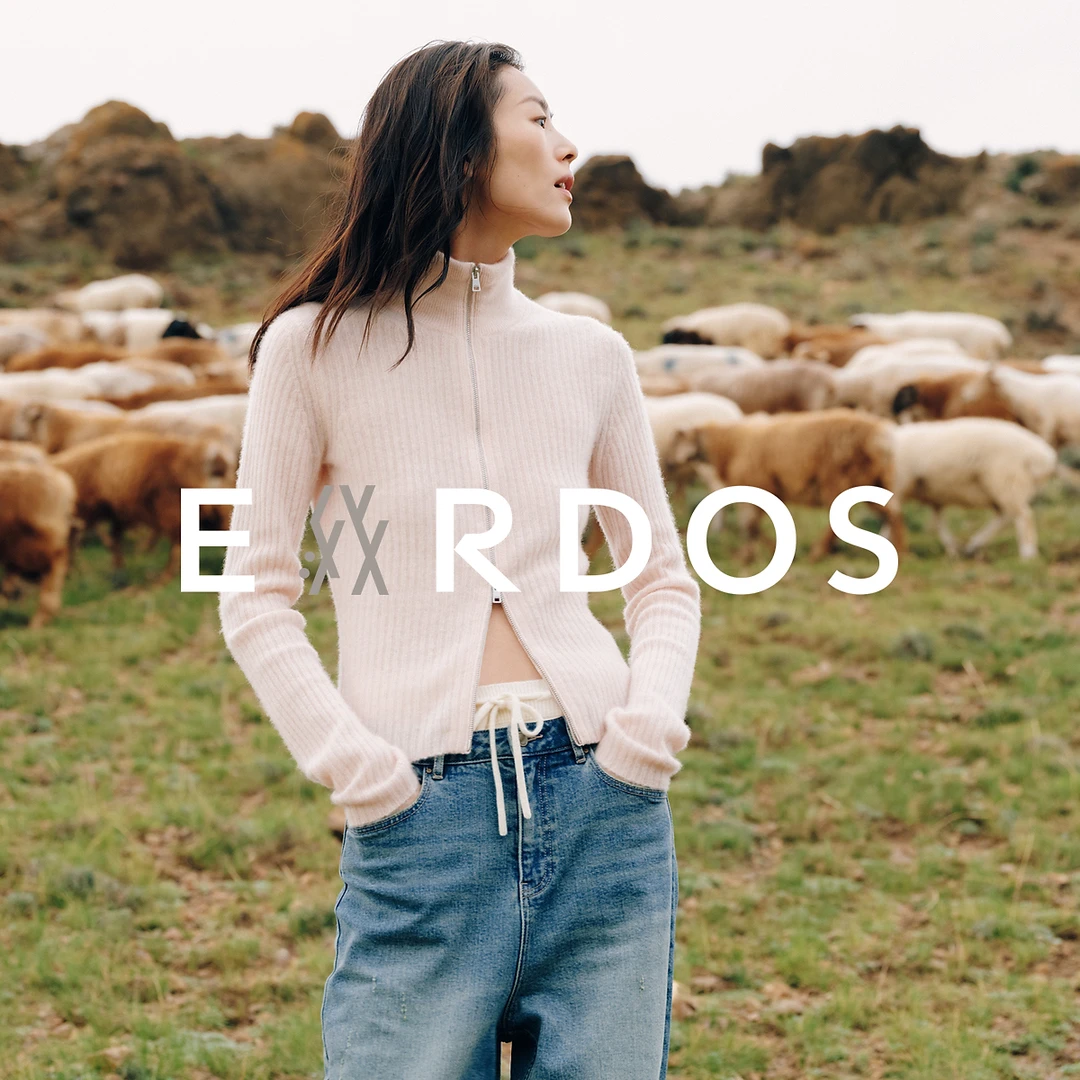 【刘雯联名系列】LIUWEN×ERDOS 双开拉链高领抽条修身羊绒衫