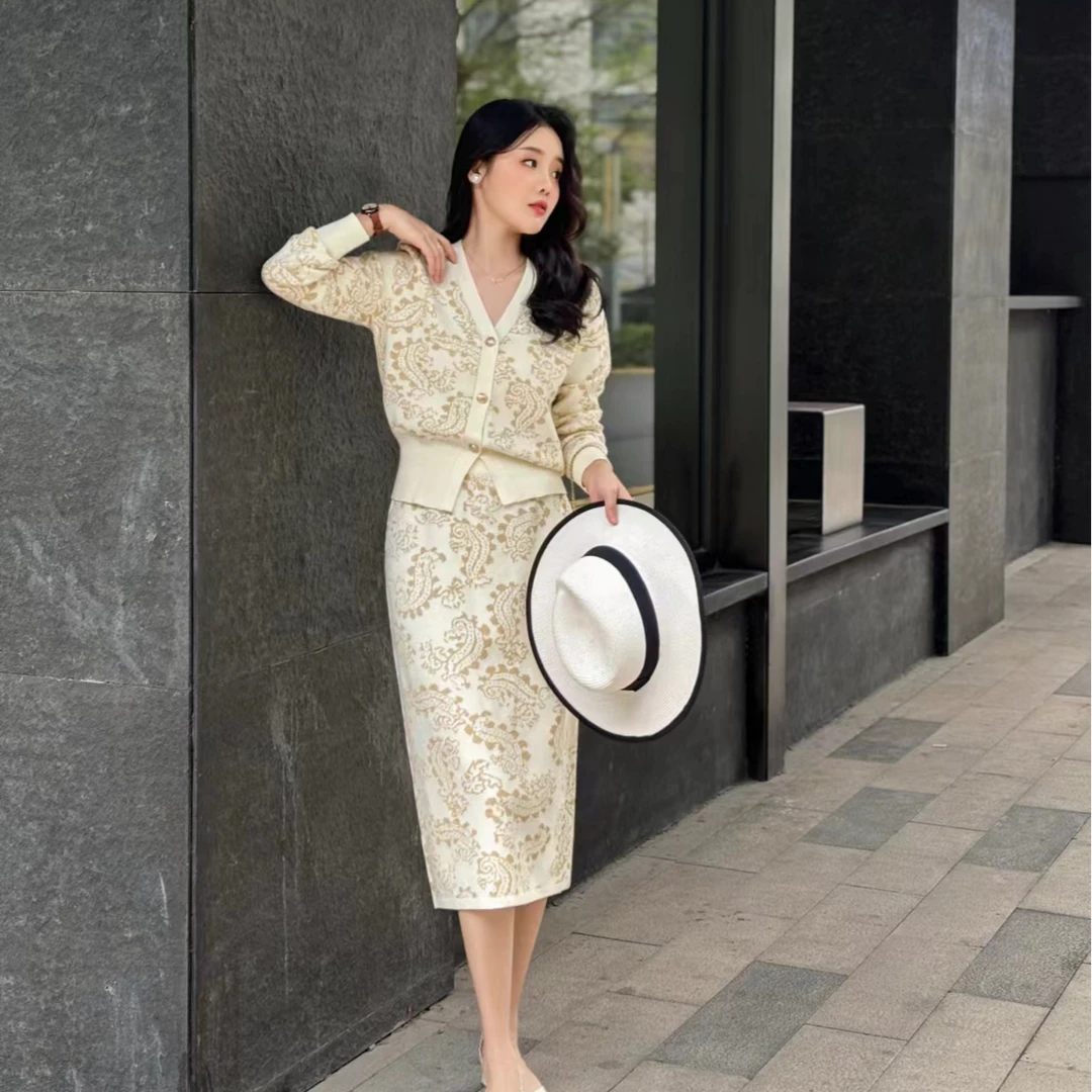 【香槟晶】毛衣针织衫金丝线高智淡人风套装两件套气质轻奢时尚设计