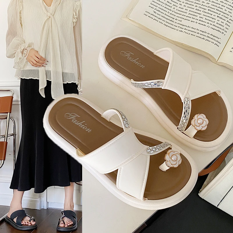 工厂直销厚底拖鞋女钻带花朵外穿时尚一字拖休闲防滑女凉拖鞋夏季