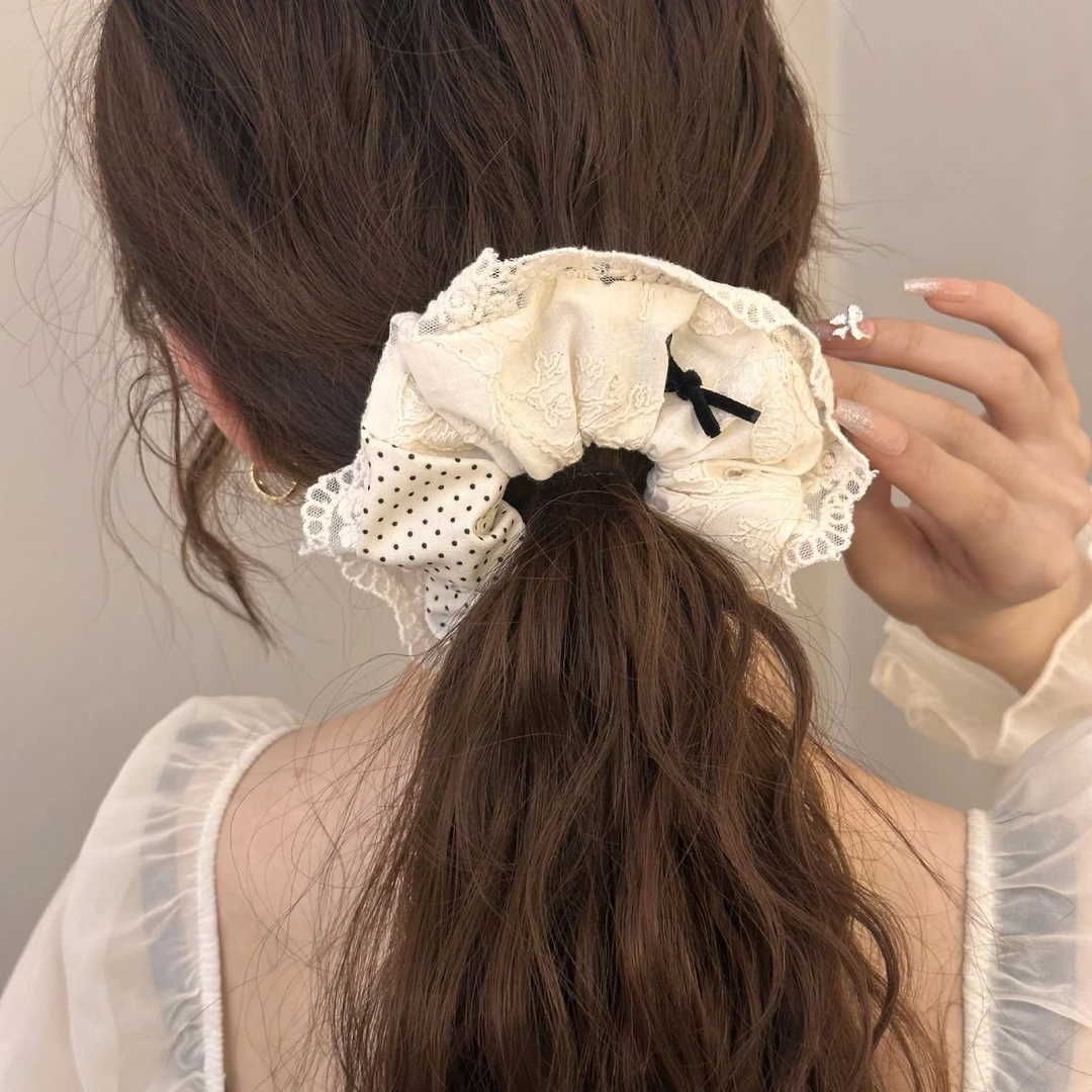 法式蕾丝波点蝴蝶结大肠发圈女新款高级感奶白色发绳头绳大号发饰