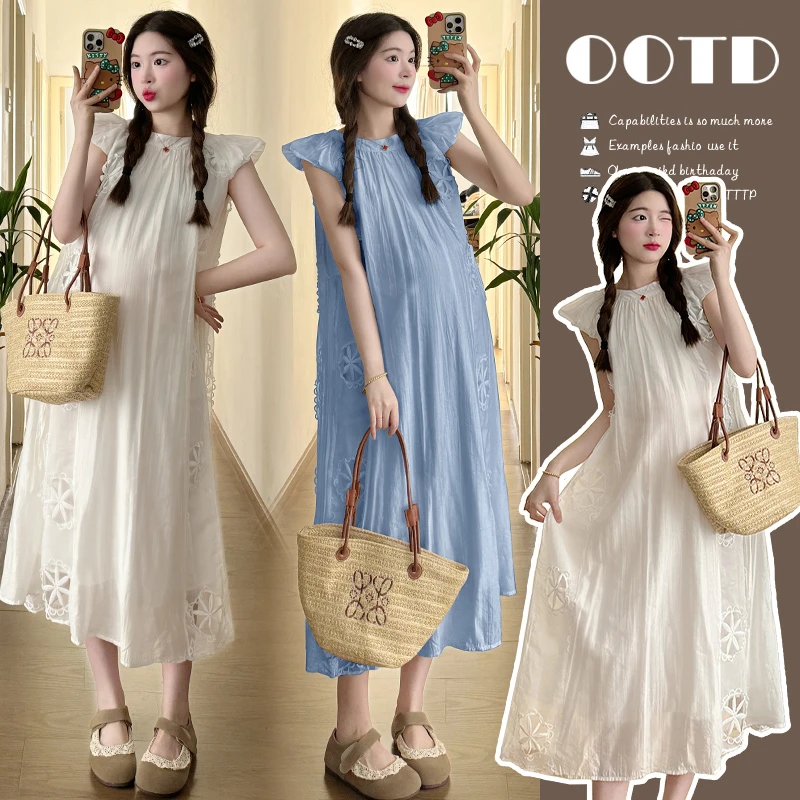 2024新款夏季孕妇连衣裙多巴胺法式镂空刺绣设计感小飞袖裙子辣妈