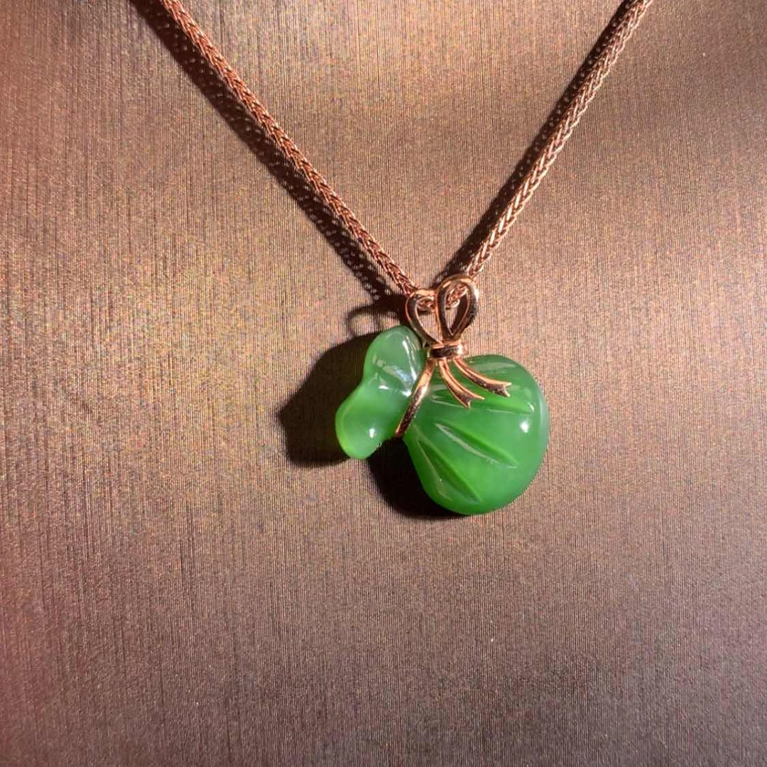 【闪购商品】和田玉颈饰18K金镶嵌W*Y