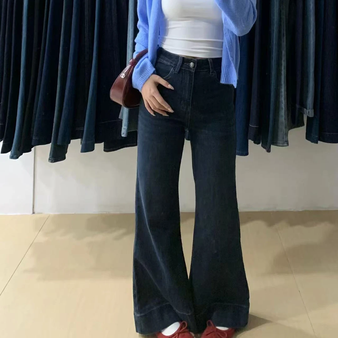 6736-1丹宁自由 韩标工作室加绒高腰微喇牛仔裤