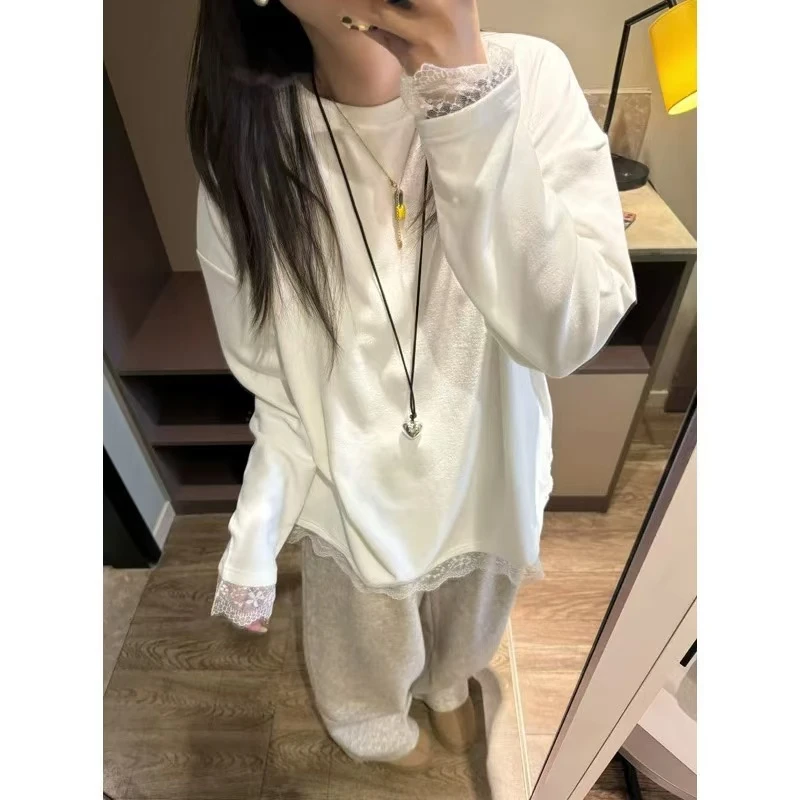 内搭灵魂~拼接蕾丝加绒大白T恤
