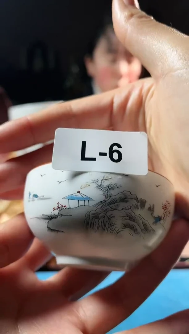 【闪购商品】瓷盖碗L6