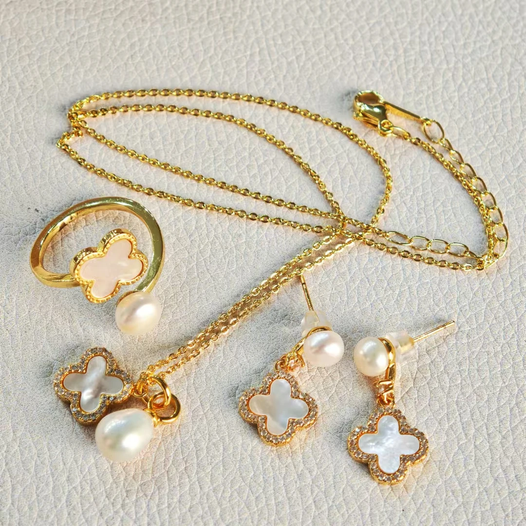D6705【四叶星光】淡水珍珠吊坠+淡水珍珠耳钉+淡水珍珠戒指