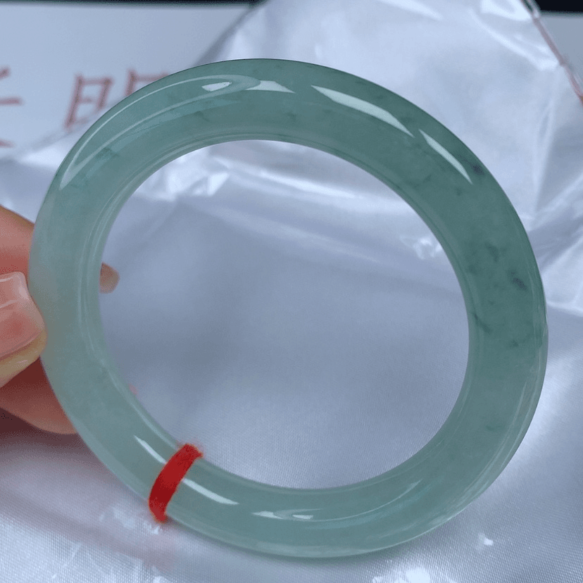 【闪购商品】翡翠手镯未镶嵌Q54+