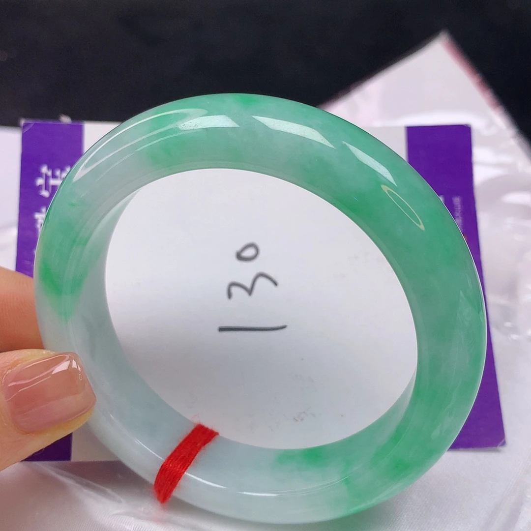 【闪购商品】翡翠手镯未镶嵌西****?53翡翠手镯