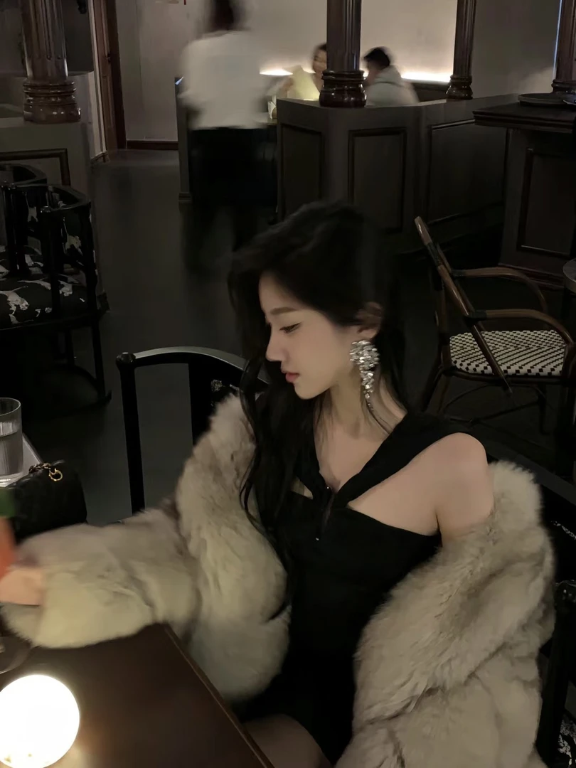 铜合金耳饰 锆石夸张高级感舞会晚宴耳环女气质日韩网红耳饰品