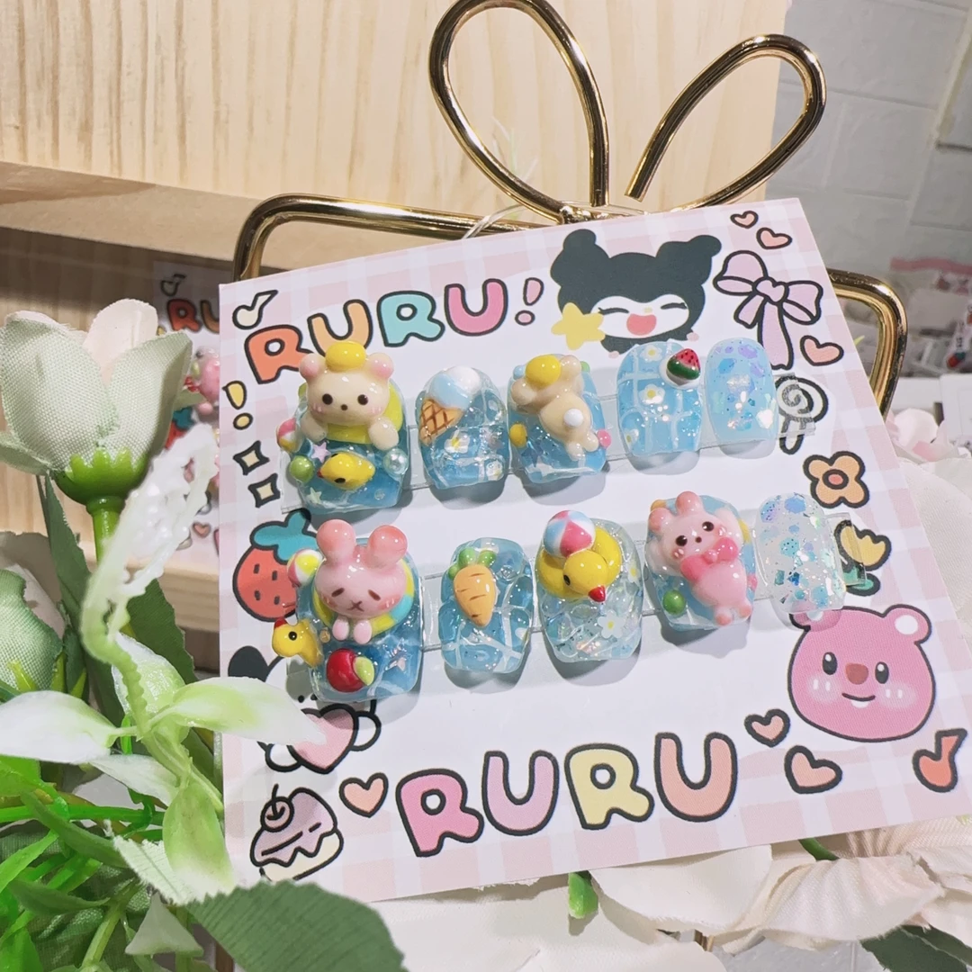 泳池熊兔——RURU纯手工立体手捏平面手绘可爱卡通穿戴甲