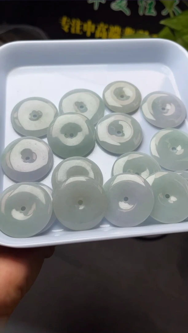 【闪购商品】翡翠颈饰未镶嵌多样性发货，只发一件