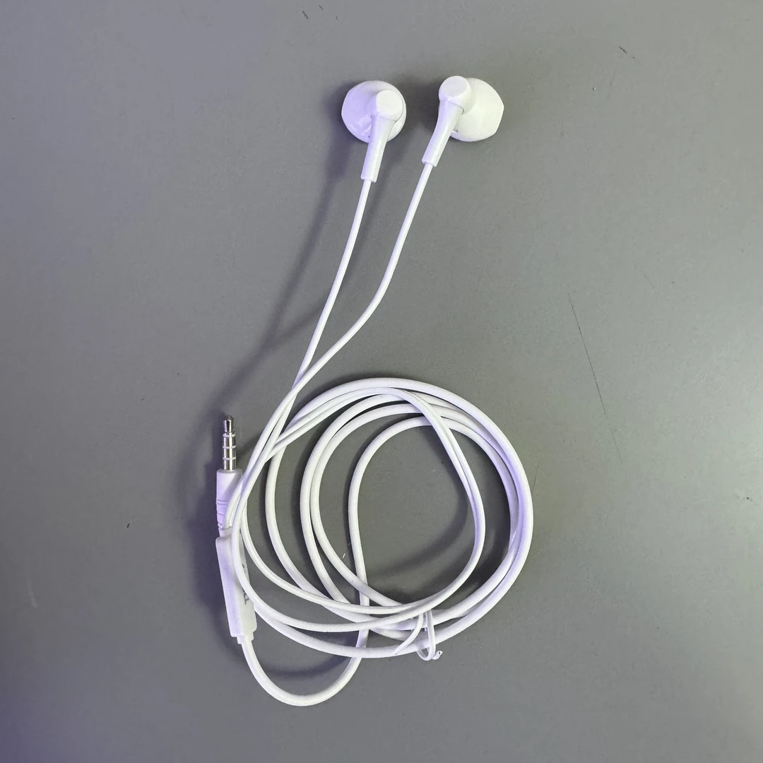 准新品  3.5mm纯音有线耳机入耳式白色简约适用系列
