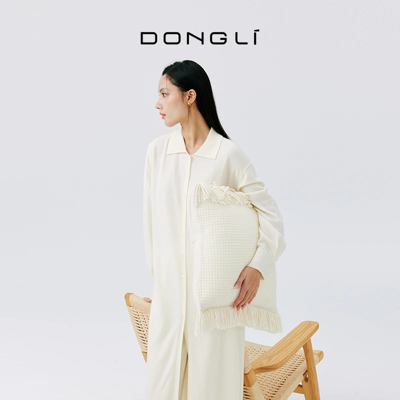 东黎 山羊绒 【秀场同款】柔梦流苏-华夫格抱枕4381