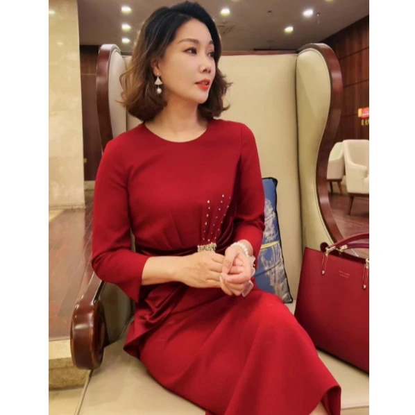 Y-8024喜妈妈连衣裙气质结婚时尚酒红色轻奢婚礼修身长款显瘦优雅