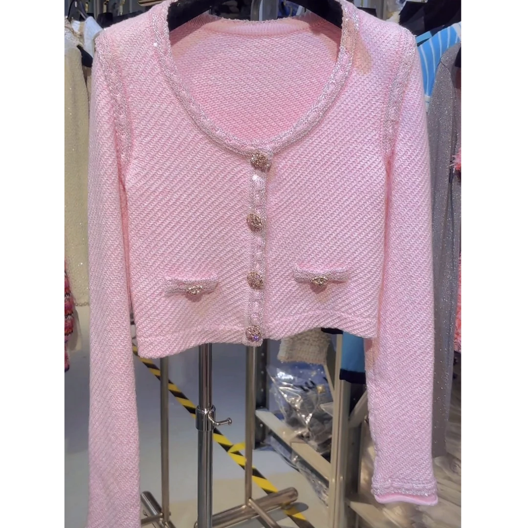 《猪猪出品》小香风显瘦气质针织粉色长袖短款修身法式设计师199