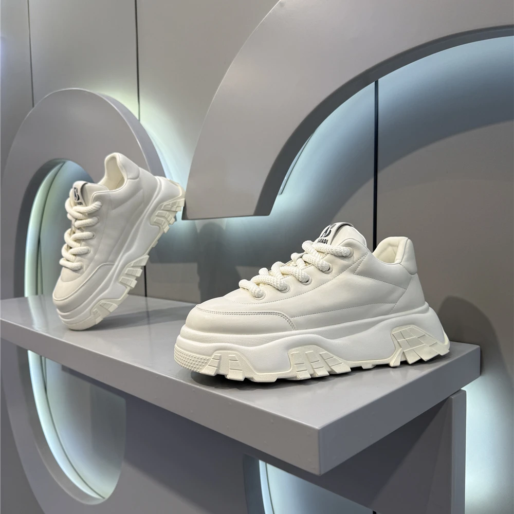 2024秋季新款时尚经典纯色百搭老爹鞋舒适休闲厚底增高潮鞋