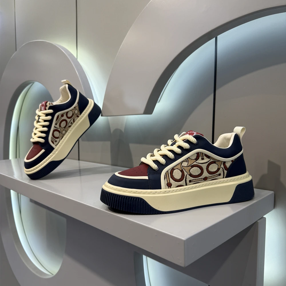 2024秋冬百搭舒适运动休闲鞋舒适保暖厚底低帮男士潮鞋