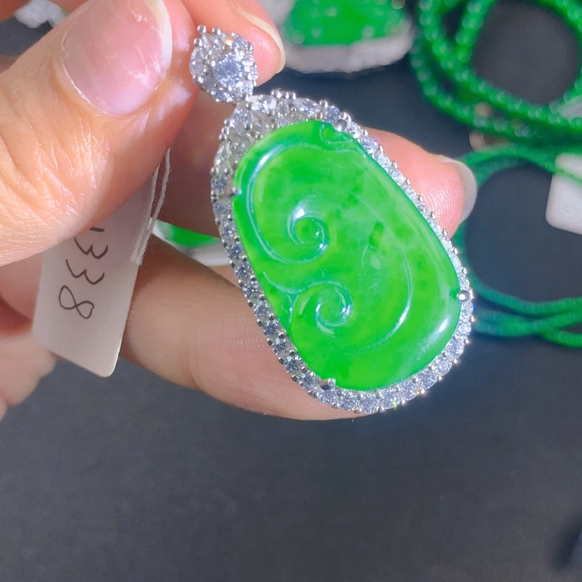 【闪购商品】翡翠吊坠(不含链)银S925镶嵌