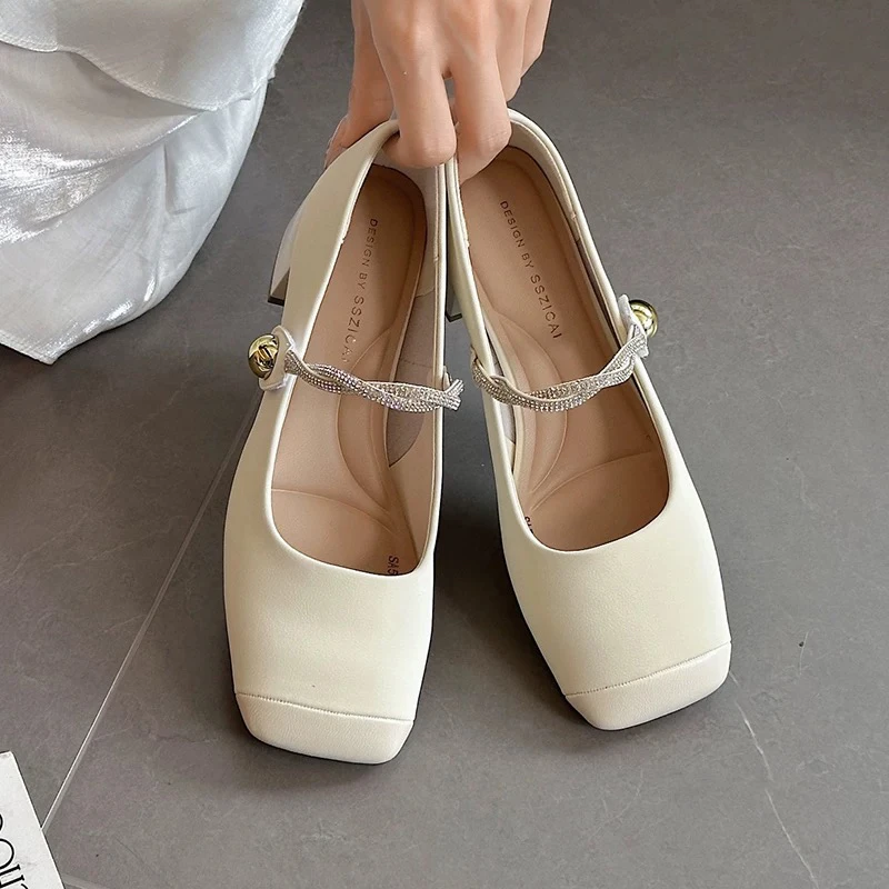 粗跟软皮拼接玛丽珍鞋女鞋舒适小香风方头浅口低跟单鞋26-295