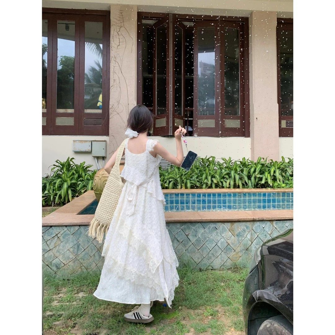 韩版蕾丝花边小飞袖方领吊带连衣裙女夏季海边气质仙女蛋糕长裙子