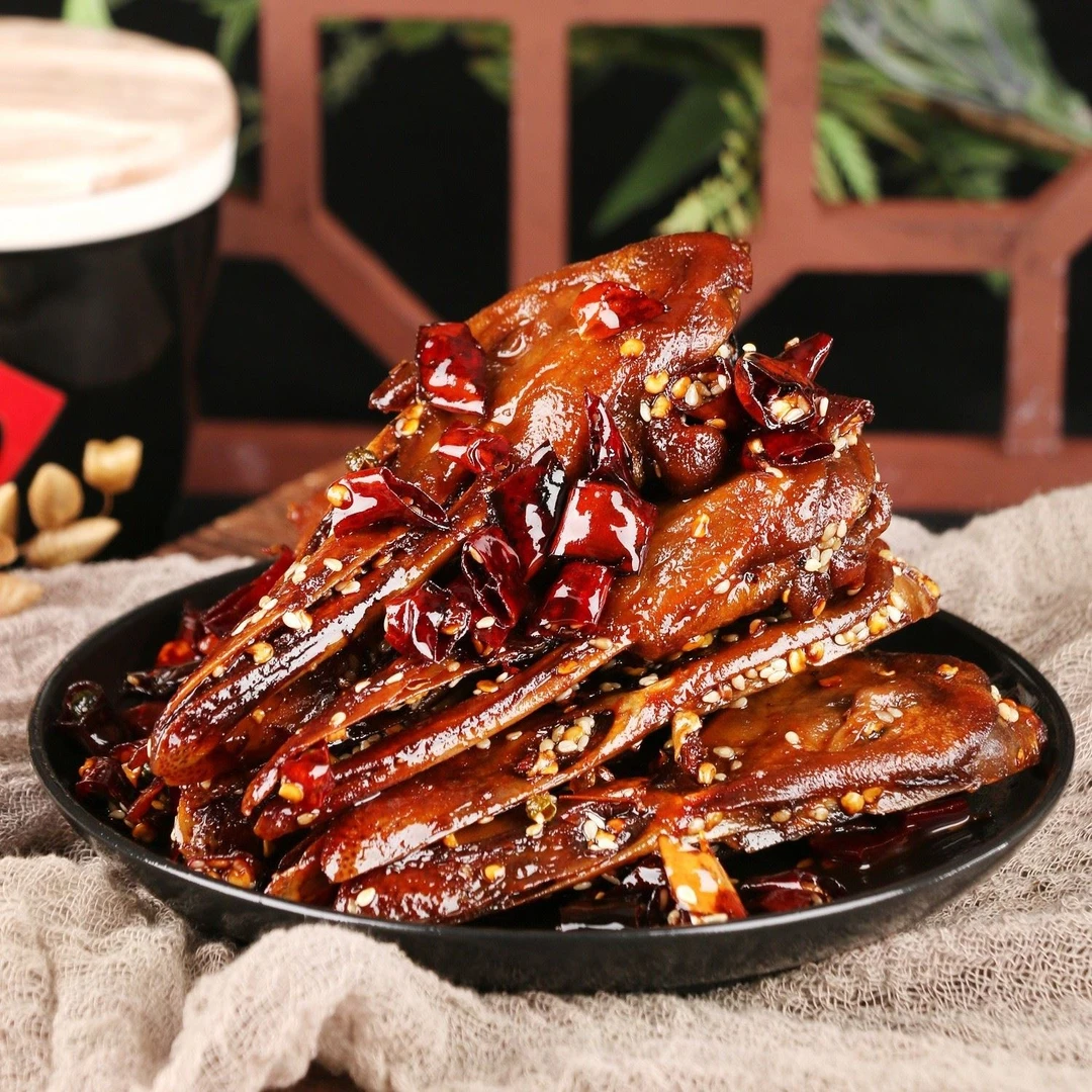 忆长香嘴香酥鸭头重庆特产麻辣鸭肉卤味开袋即食熟零食干煸鸭脑壳