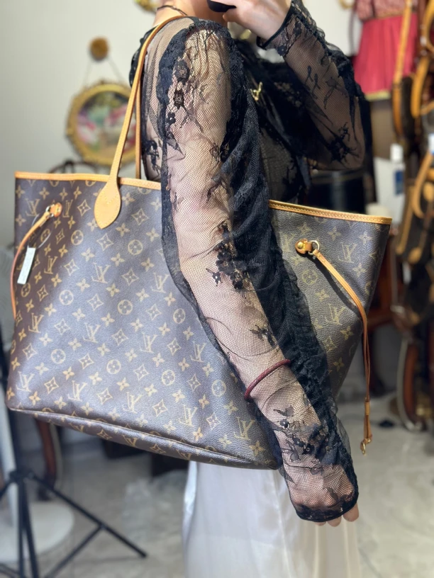 95新 LouisVuitton/路易威登 原装大号nf