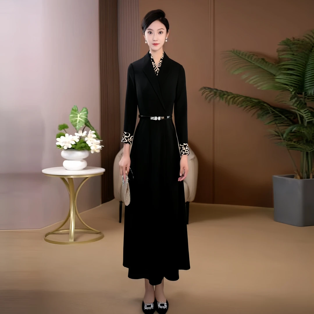 黑色连衣裙2024秋冬新款时尚假两件端庄气质大摆长裙撞色1048