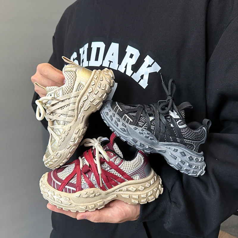 2024年秋季新款时尚男童女童潮色安哥拉红简约运动老爹鞋BY-6626