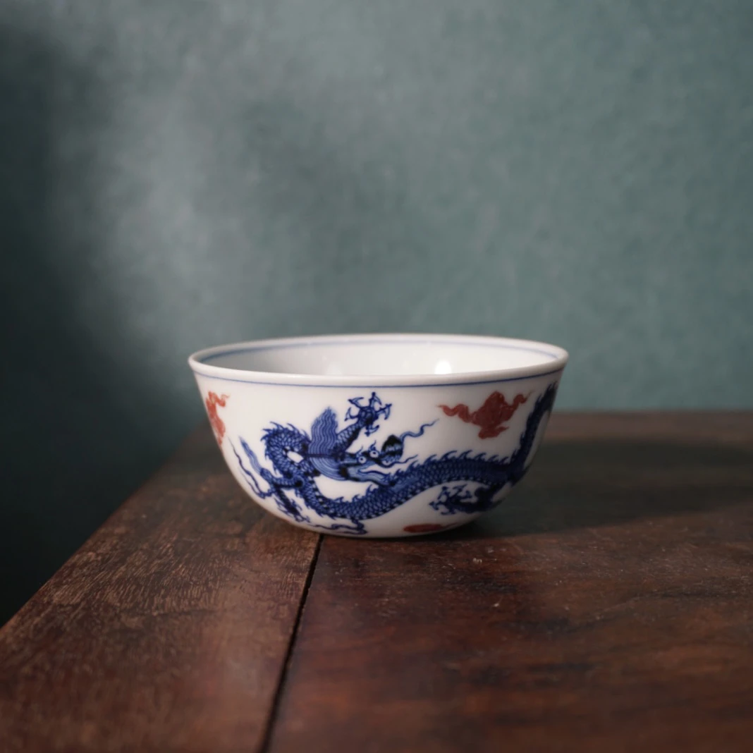 和然窑 青花釉里红双龙海水纹卧足普洱杯 80ml