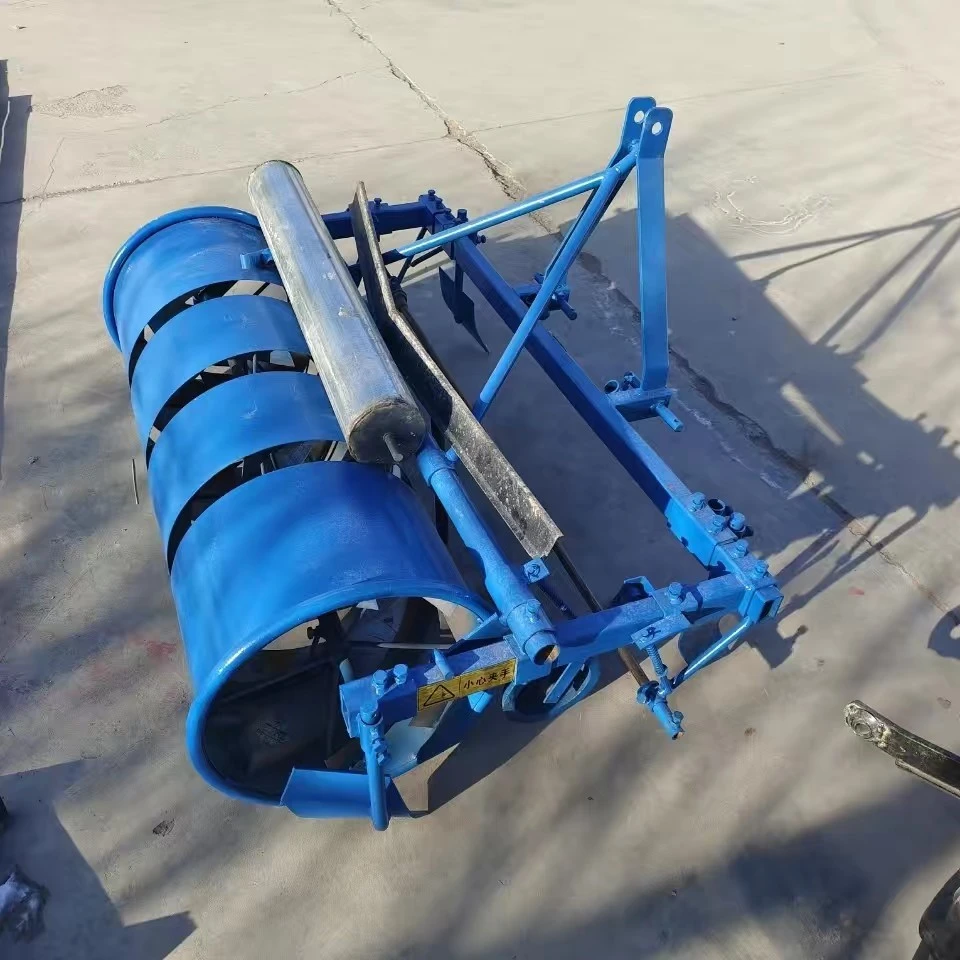 瑄程牌四轮车带铺膜机