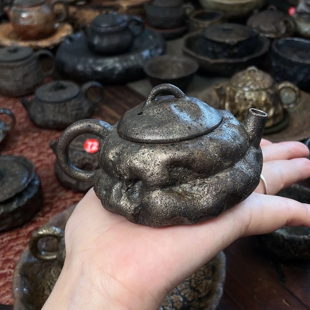 【闪购商品】壶手捏银紫色彩柴烧壶