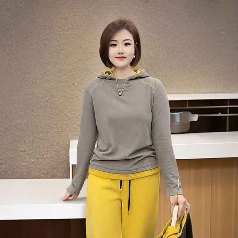 连帽冬季灰色显瘦卫衣2024洋气时髦宽松显瘦女装休闲个性减龄上衣