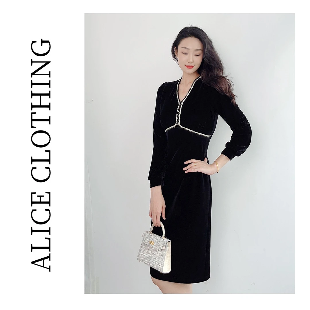 6 ALICE 丝绒小香连衣裙显瘦收腰时尚华贵典雅优雅编制 S2131792W