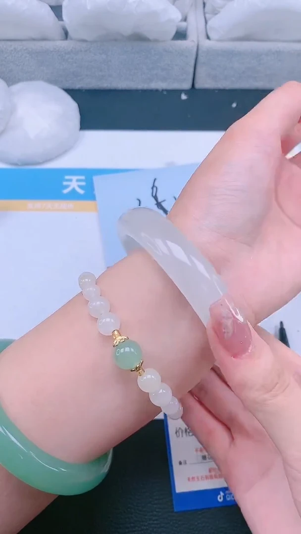 【闪购商品】阿富汗玉手镯未镶嵌358