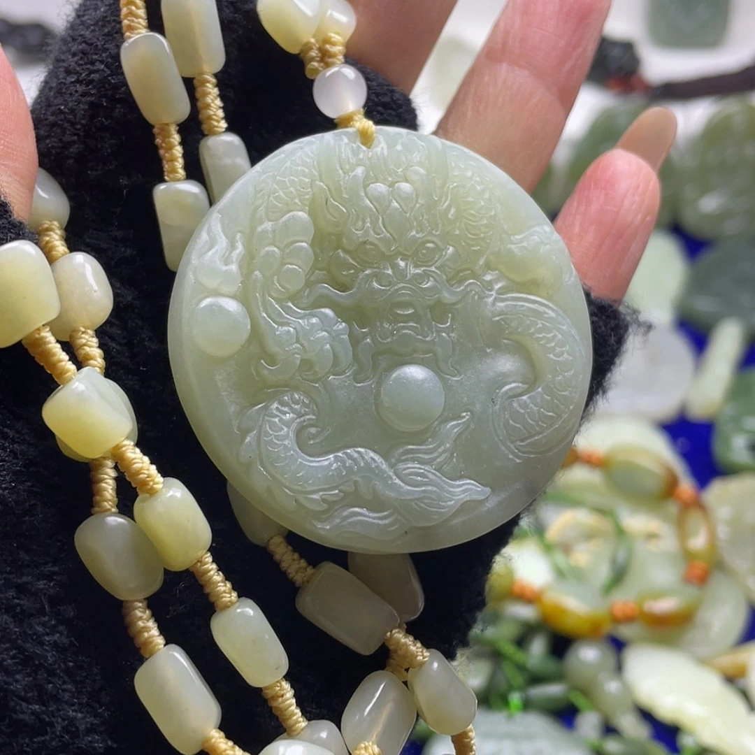 【闪购商品】和田玉颈饰未镶嵌