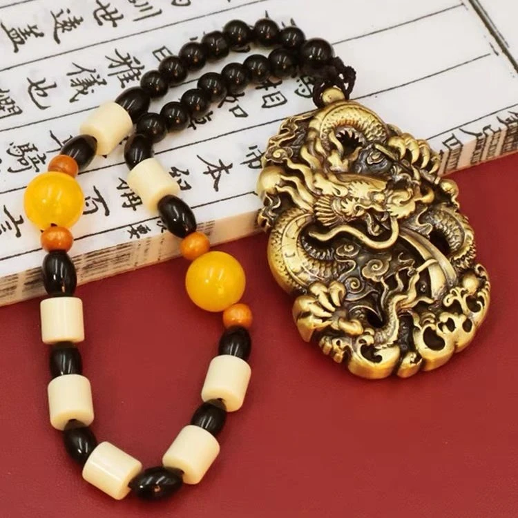 复古工艺手工价值收藏礼品黄铜做旧龙牌手把件家居摆件电视柜酒柜