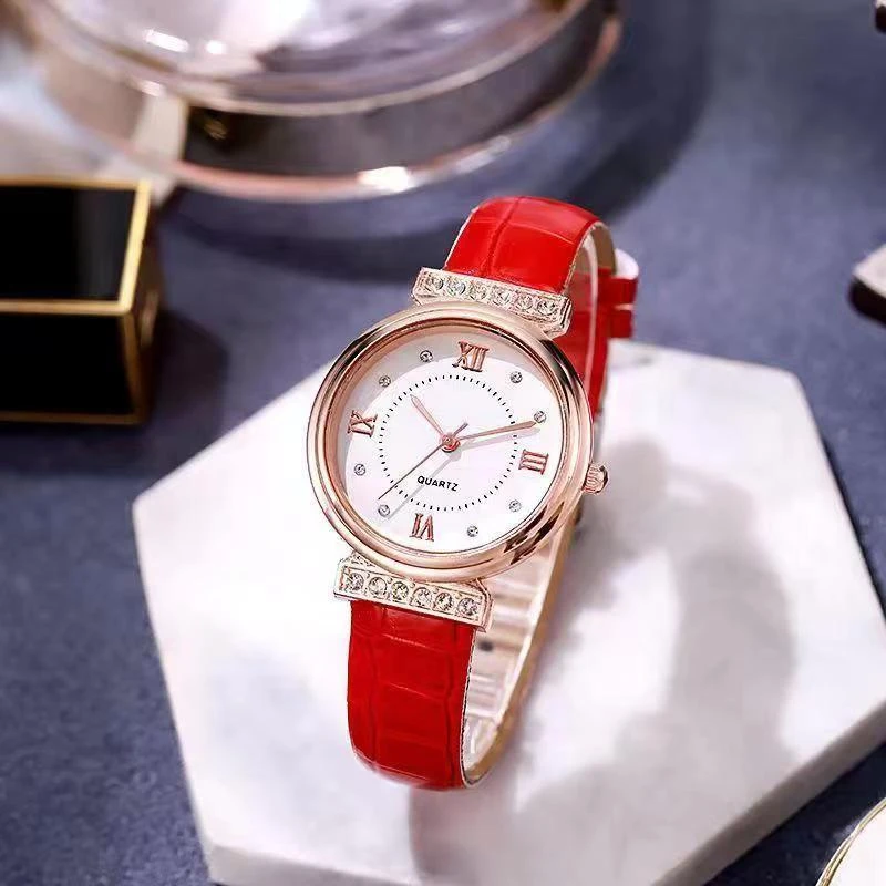 轻奢优雅复古时尚小众圆盘女士腕表——8828