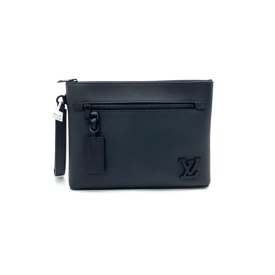 99新 LouisVuitton/路易威登 黑色全皮TAKEOFF手拿包 尺寸30/22