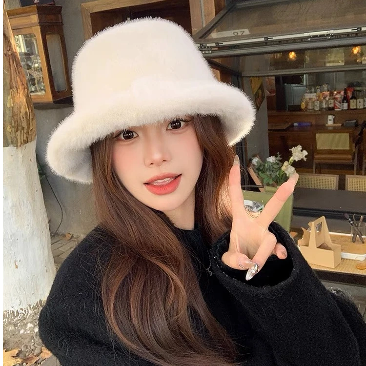 【加宽版】毛毛帽女秋冬防寒白色保暖帽子帽护耳帽显脸小渔夫帽