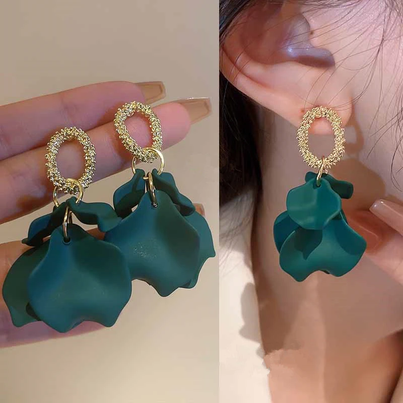 铜合金耳饰 夸张绿色耳环小众设计感高级冷性风耳钉新款花朵耳饰