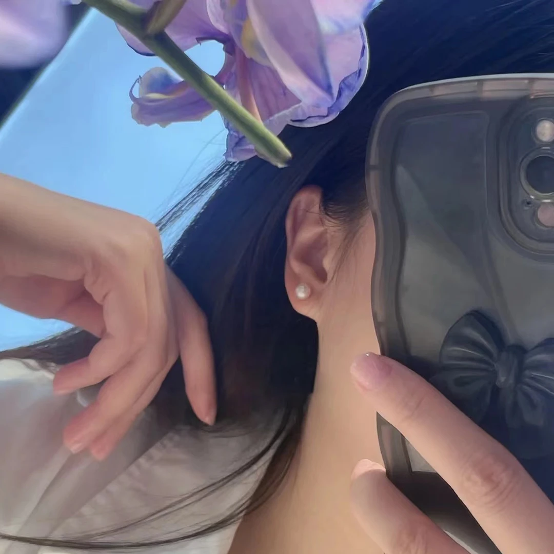合金耳饰 宝丫轻奢 女式气质甜美百搭超仙温柔简约耳钉B6880