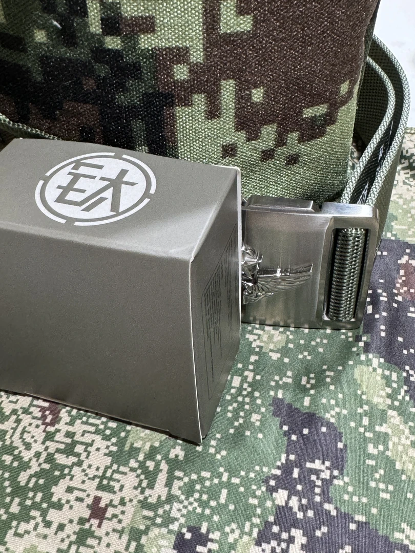 正品钛合金战术腰带