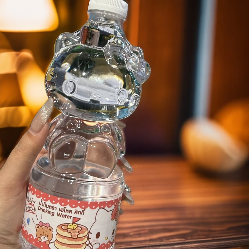 胖东来桑丽欧饮用天然水helloKitty矿泉水优质规格健康宝宝